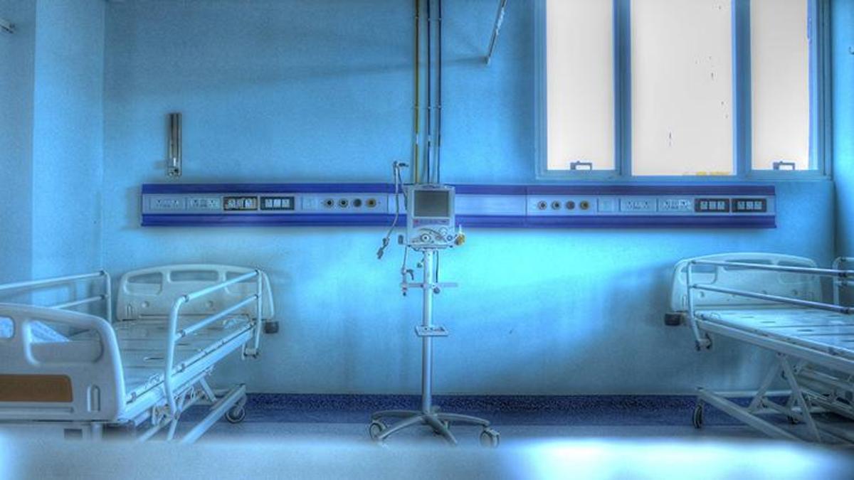 Hastanın solunum cihazının sesinden rahatsız olup cihazı iki defa kapattı