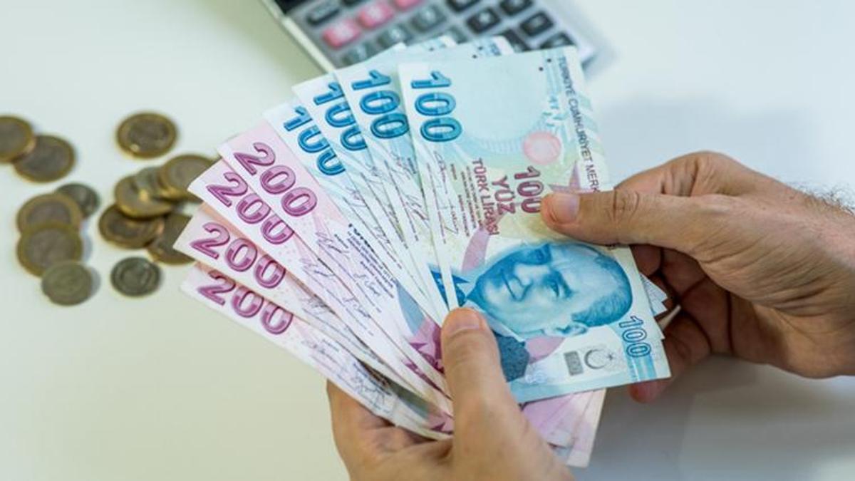 Yıllara göre asgari ücret! Asgari ücret geçmiş yıllarda ne kadardı? İşte çalışana verilen asgari ücret tutarları!