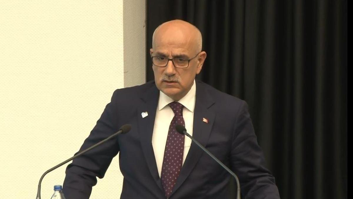 Bakan Kirişci: Tarım ülkesi olma vasfımızı daha ileriye götürmek mecburiyetindeyiz