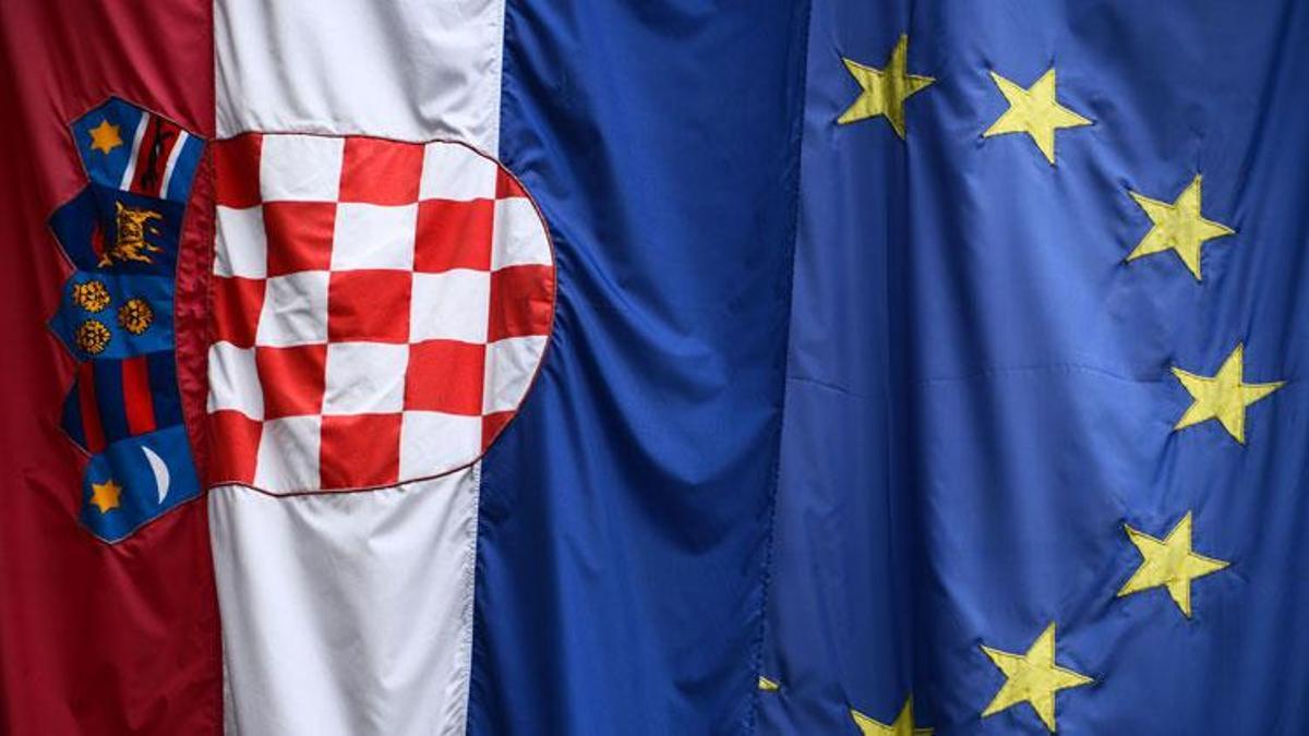 AB'den, Hırvatistan'a onay Bulgaristan ve Romanya'ya ret