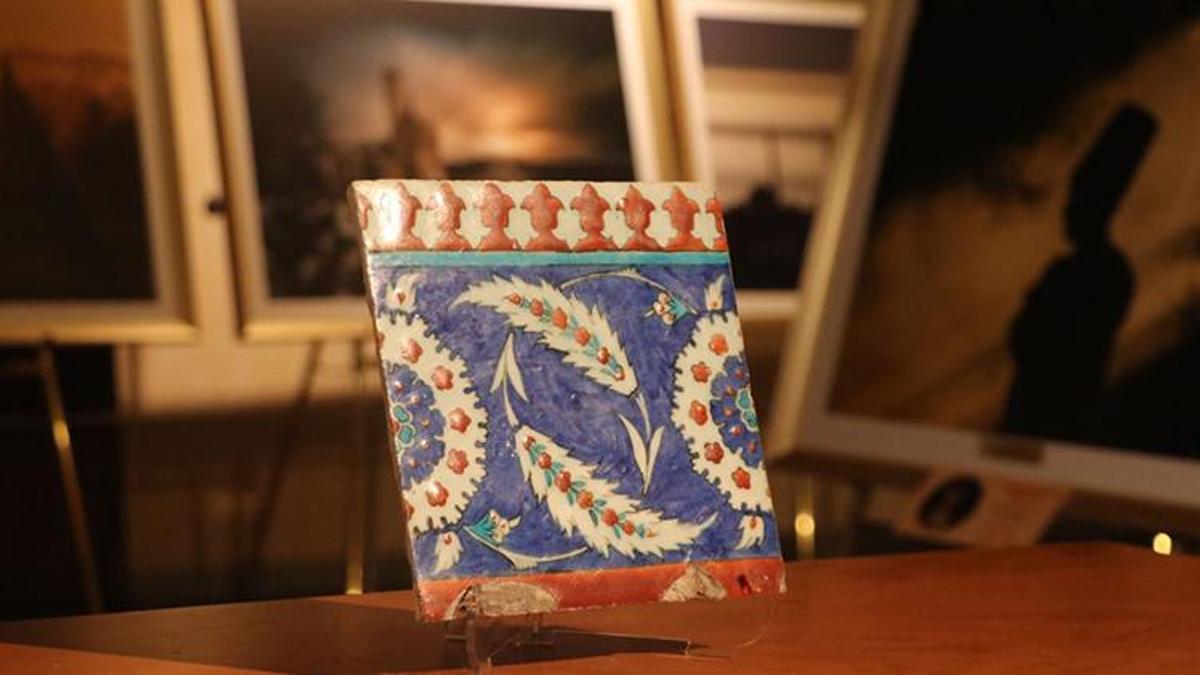 Yurt dışına kaçırılan karo çini, 19 yıl sonra Türkiye'de