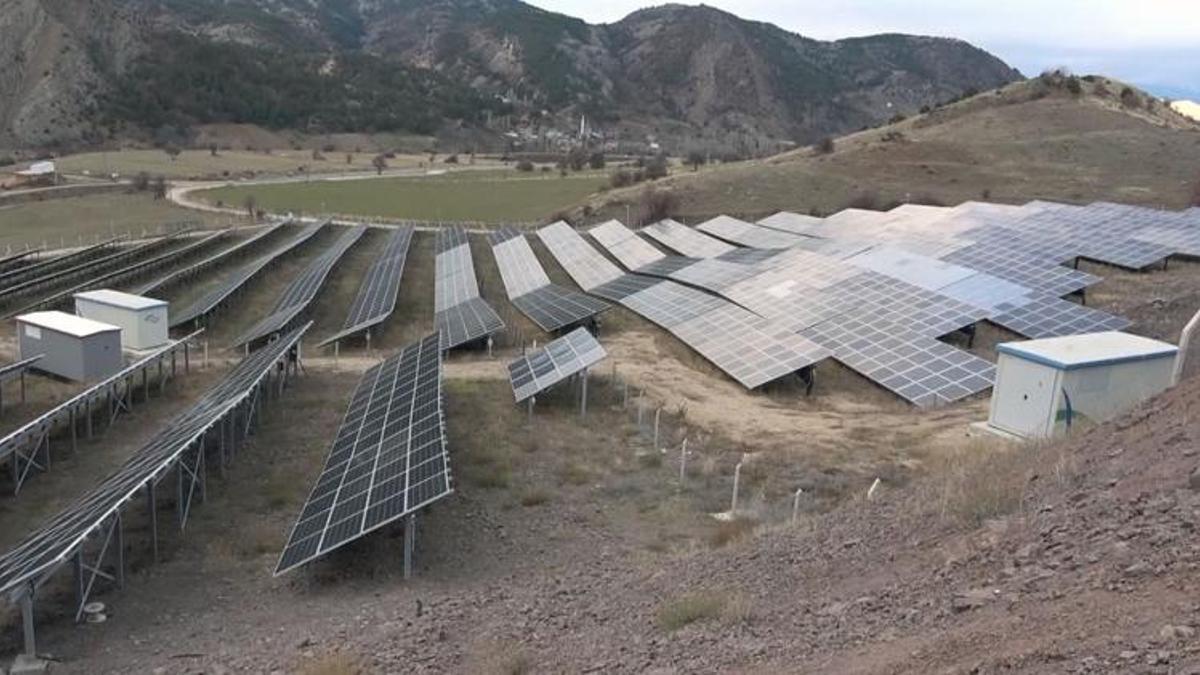 Enerjide dışa bağımlılığı bitirecek sistem! Bir ilçenin ihtiyacını karşılıyor