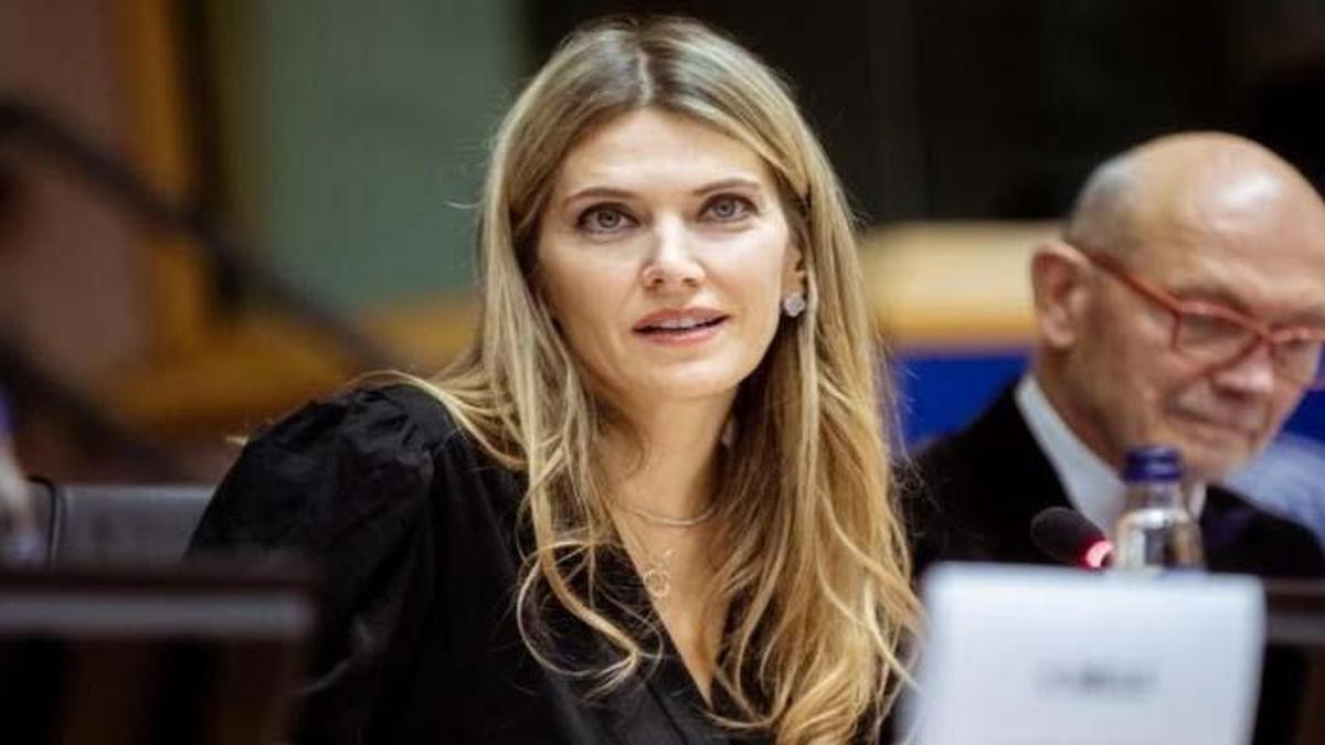 Eva Kaili kimdir? Avrupa Parlamentosu Başkan Yardımcısı Eva Kaili’nin biyografisi!