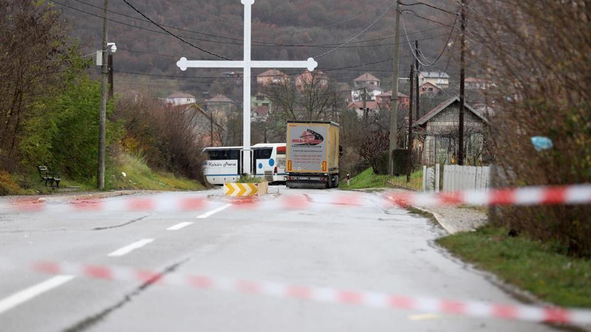 AB ve NATO'dan Kosova'nın kuzeyindeki şiddet olaylarına tepki