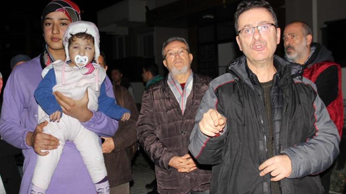 Ev sahiplerine gece yarısı tahliye! Onlarca aile kapı önüne konuldu