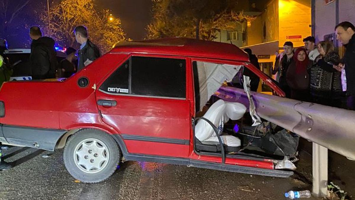 Araba kazada ikiye bölünmüştü! Nedeni ortaya çıktı