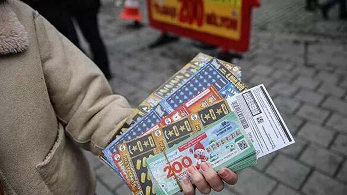 Milli Piyango yarım bilet ne kadar veriyor? Milli Piyango yılbaşı bilet fiyatları (çeyrek, yarım ve tam bilet)