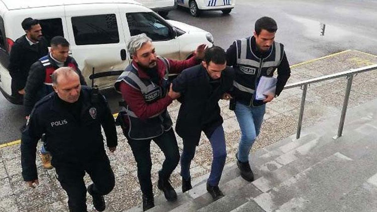 Sokakta kadınların başına odunla vuran şüpheli tutuklandı