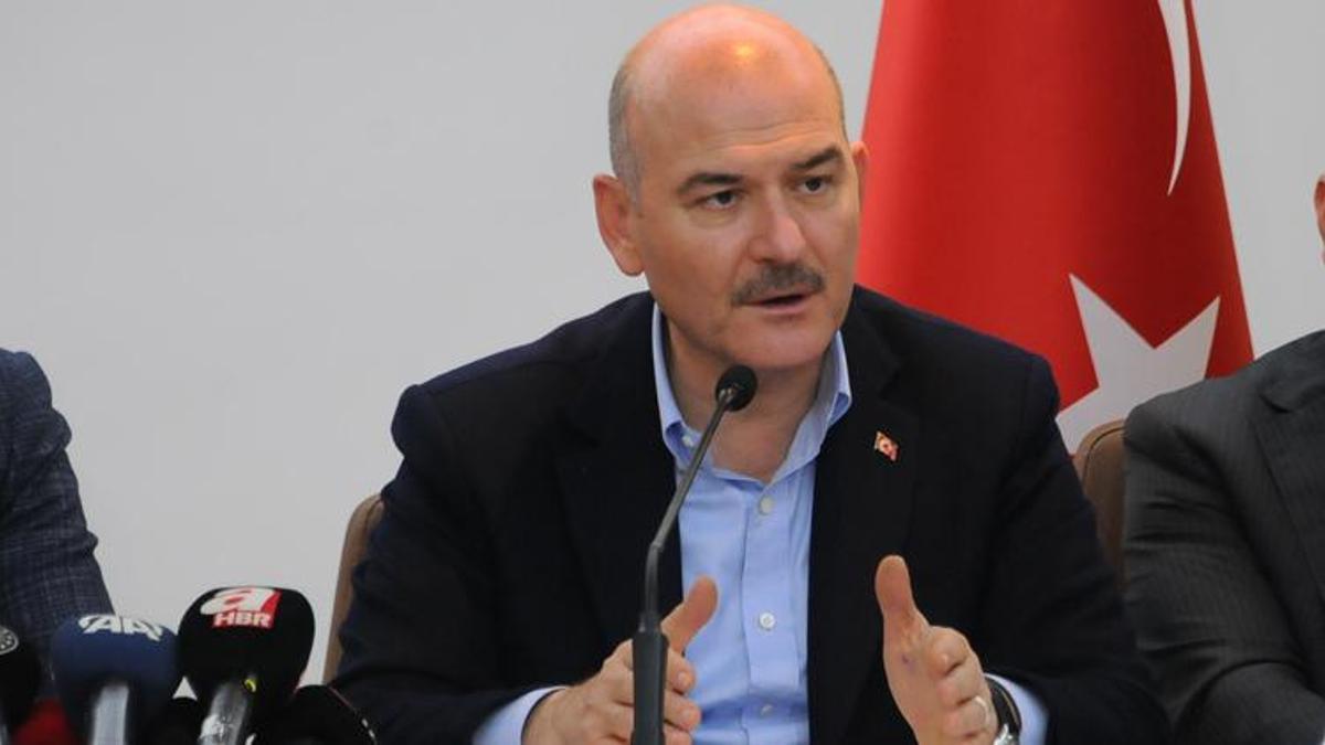 Bakan Soylu, ilk kez yapıldığını duyurdu! 27 bin 707 araca 'uyuşturucu' kontrolü