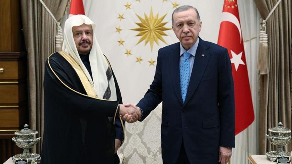 Cumhurbaşkanı Erdoğan, Suudi Arabistan Şura Meclisi Başkanı Al-Sheikh'i kabul etti