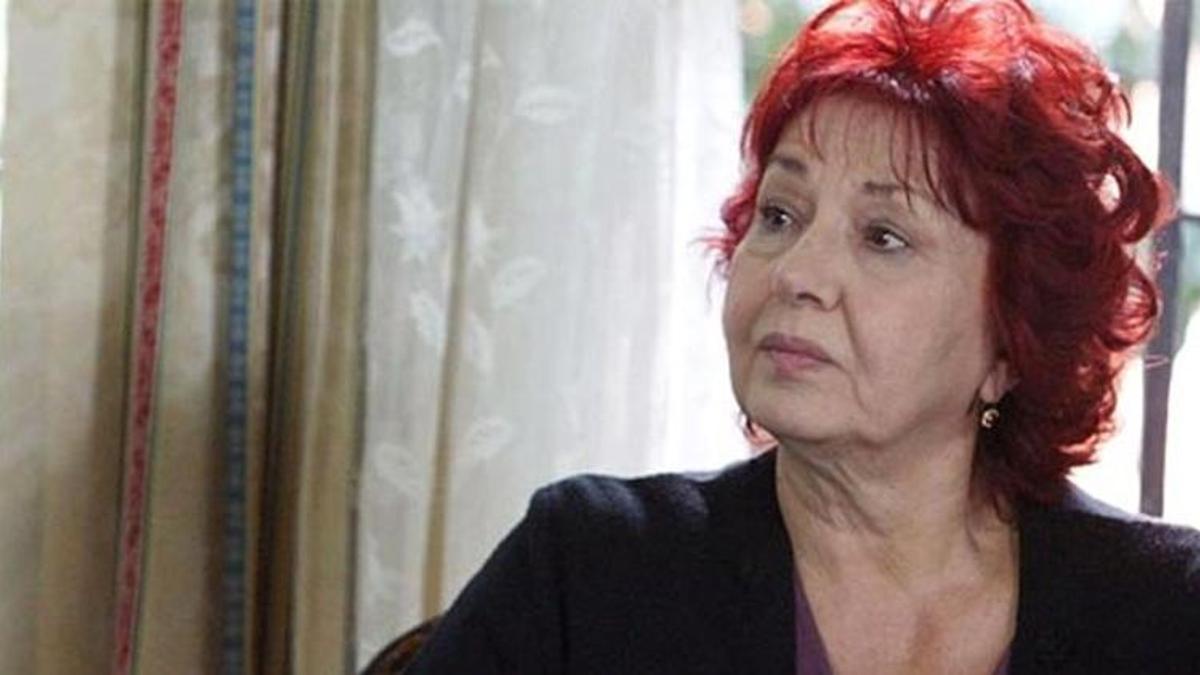 Güven Hokna: Önüne gelen 'ben tiyatro yapıyorum' diyor