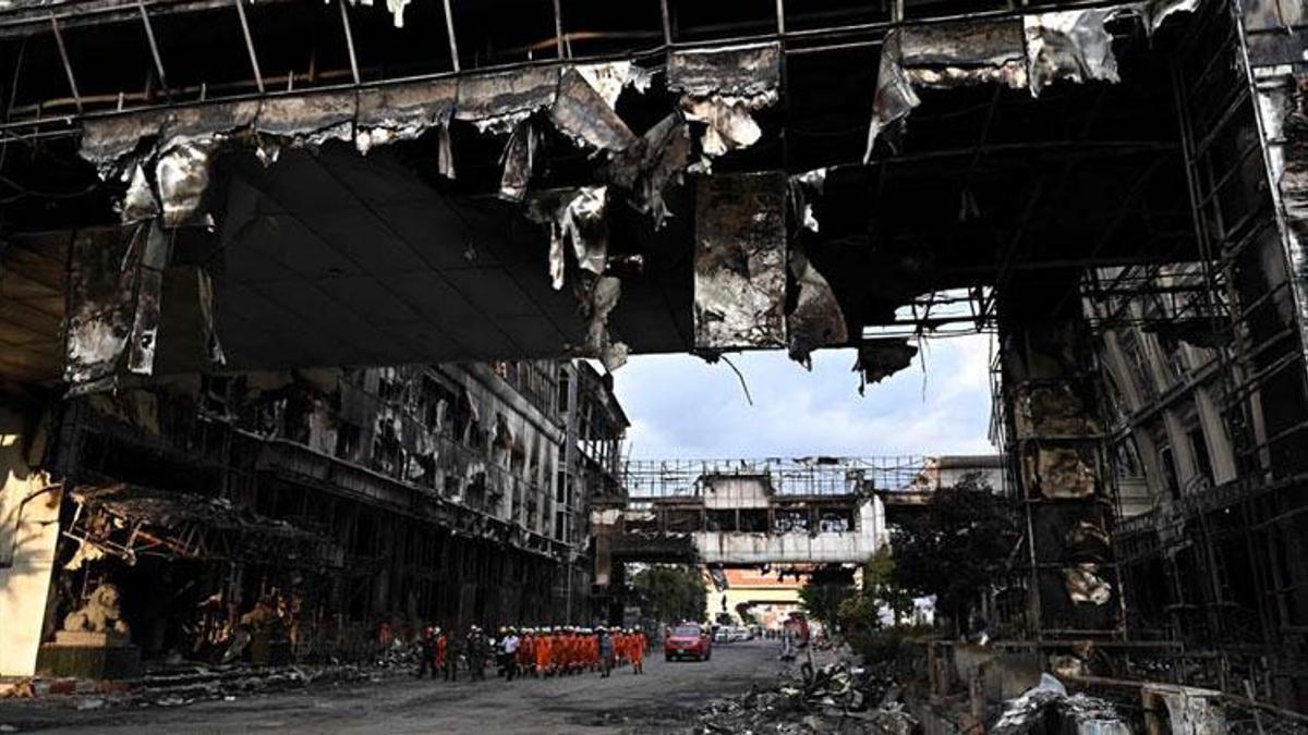 Kamboçya'da otel yangınında can kaybı 27'ye yükseldi