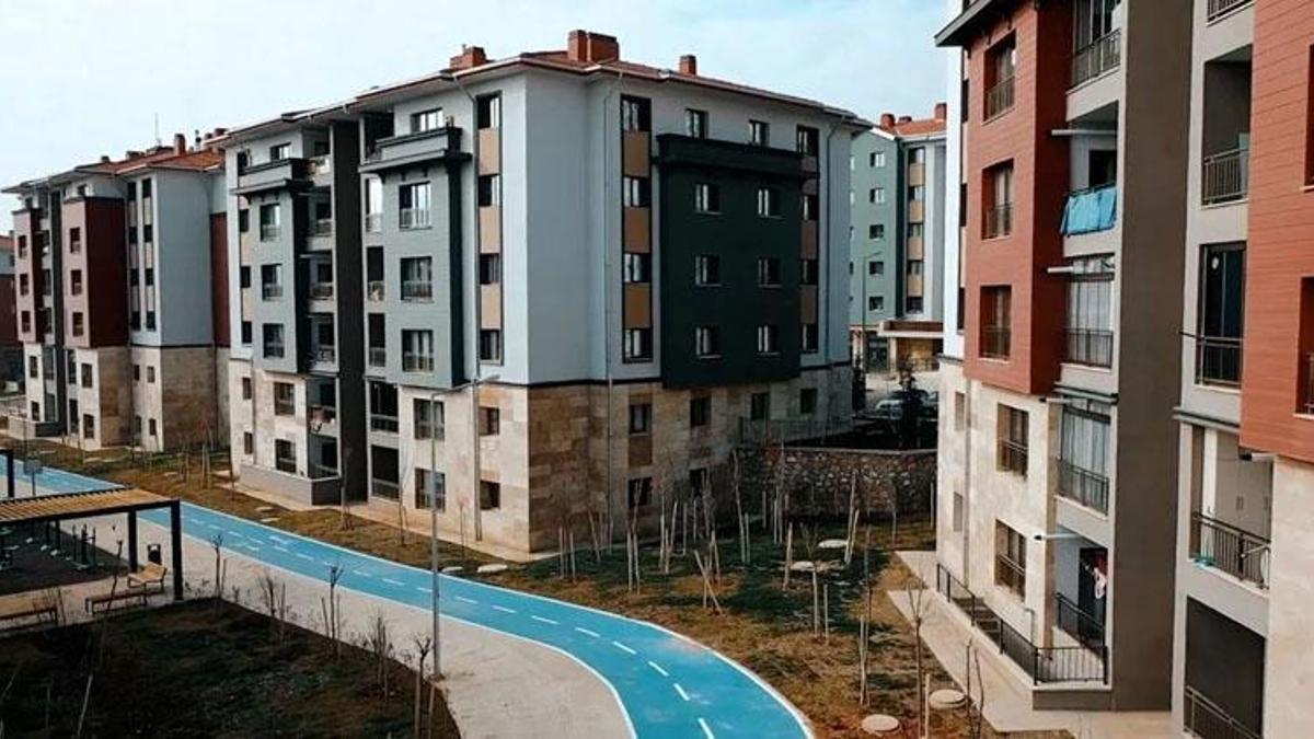 Ankara TOKİ kura çekimi 2022 isim listesi sorgulama! 2 Ocak Ankara TOKİ Kahramankazan 800, Polatlı 700, Kızılcahamam 63 konut kura çekimi sonuçları…