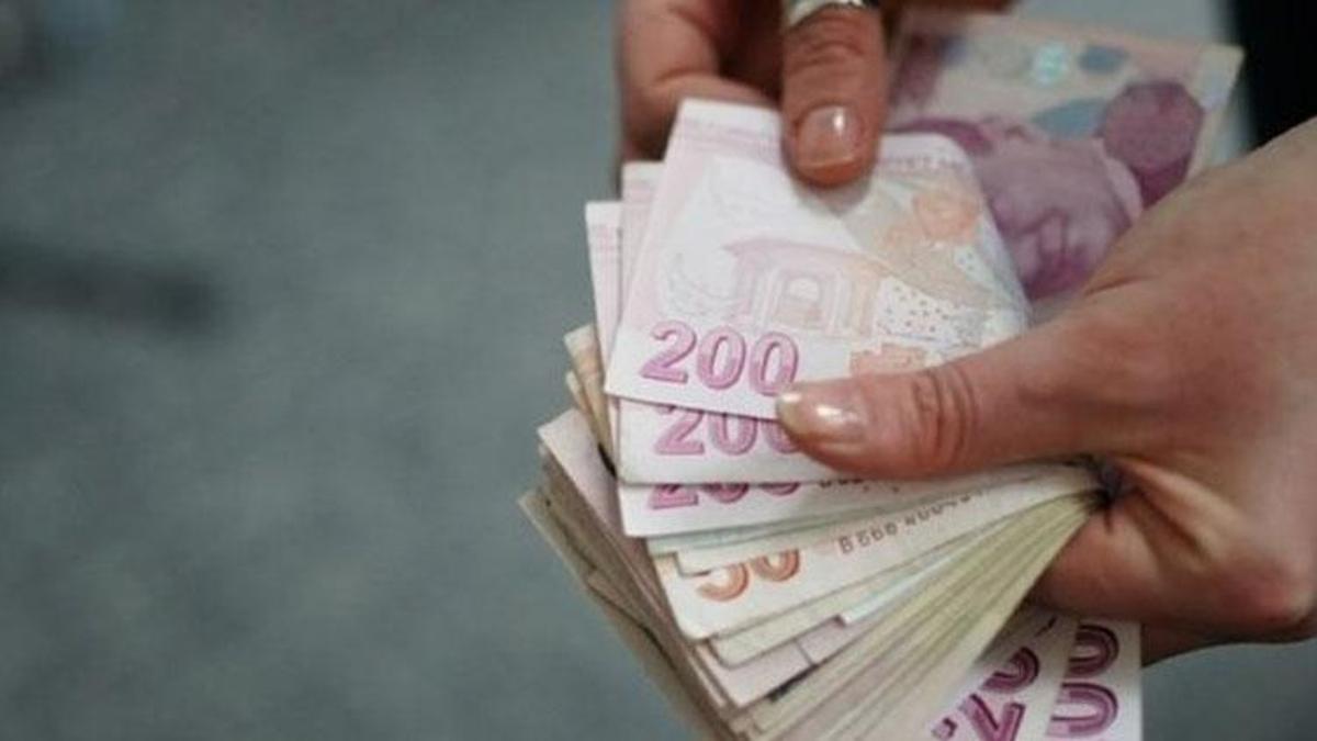 Memura zam oranı yüzde kaç oldu? 2023 memur ve emekli maaşı kaç TL oldu, ne kadar? İşte memur maaşı zam oranı...