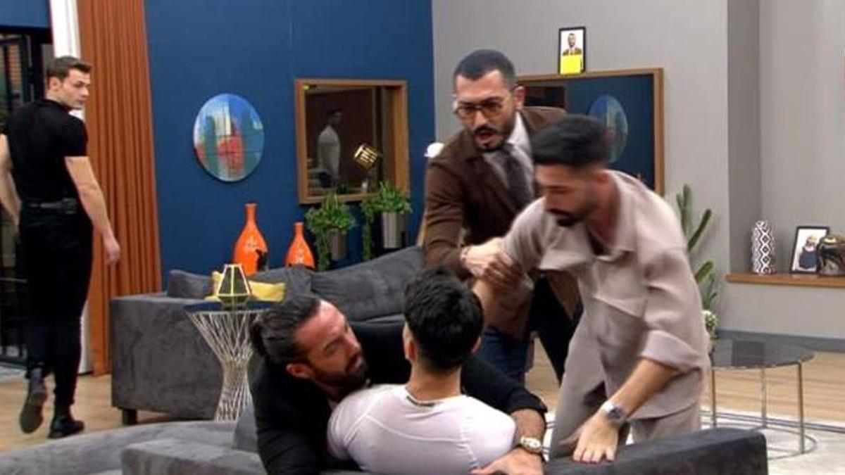 Kısmetse Olur'da kavga çıktı! "Sevgilini çaldım"