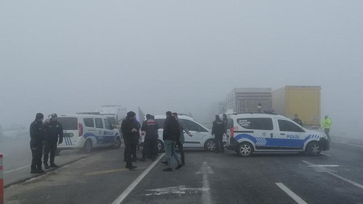 Konya'da askeri araç TIR'a çarptı: 2 şehit, 2 yaralı