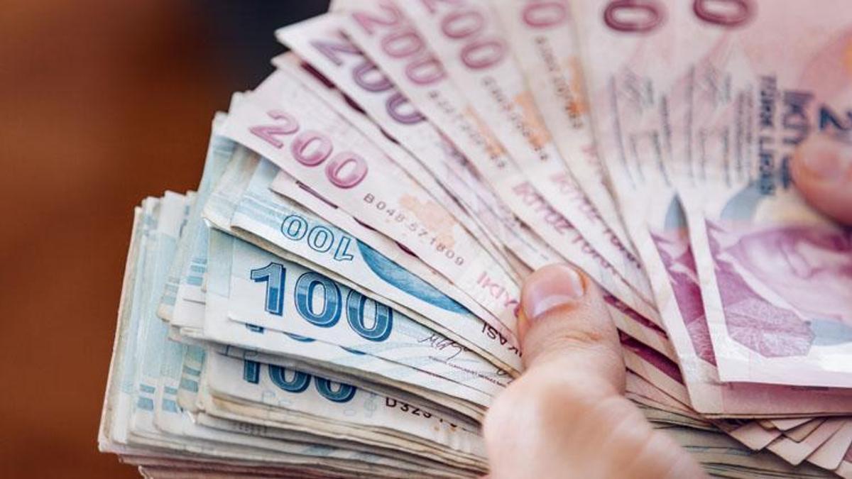 SSK emekli maaşları 2023 ne kadar oldu? Emekli zammı güncellendi! Yeni emekli maaşı yüzde kaç zamlandı, SSK emekli maaşı şu an kaç TL?