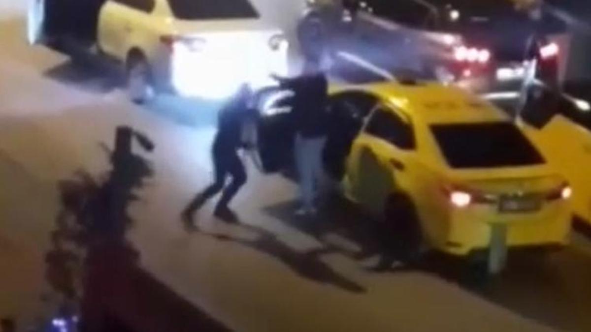 Sancaktepe'de trafikte yol verme kavgası