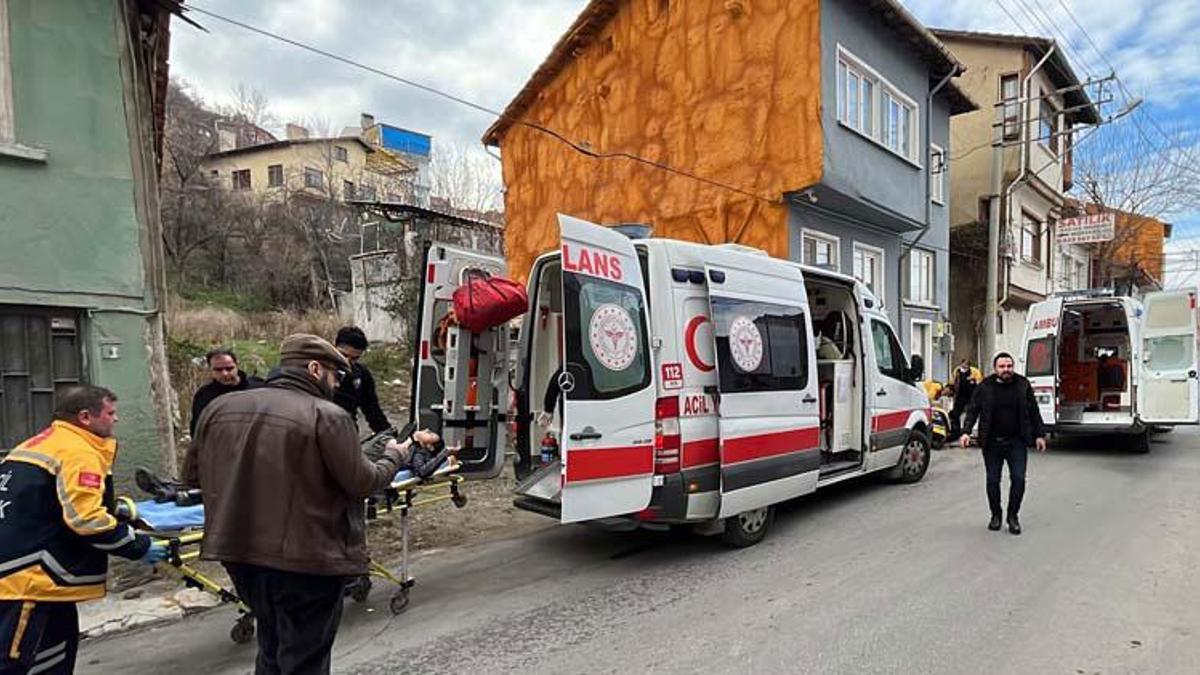 Kendisini aldattığını öne sürdüğü eşini ve kayınpederini tüfekle yaraladı; çantasını hazırlayıp teslim oldu
