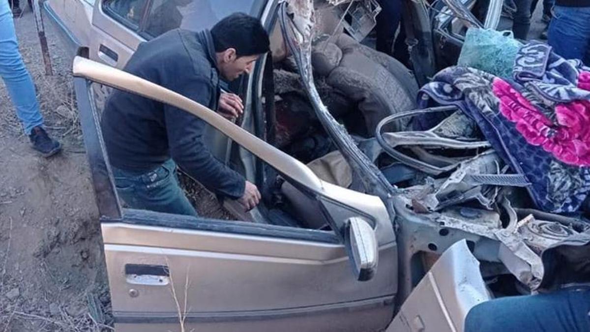 İran'da Türk vatandaşları kaza yaptı: 4 ölü, 1 yaralı