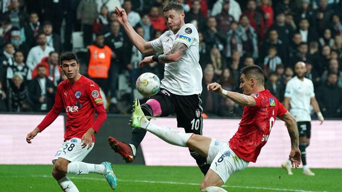 Süper Lig'de Beşiktaş, Kasımpaşa'yı 2-1 mağlup etti