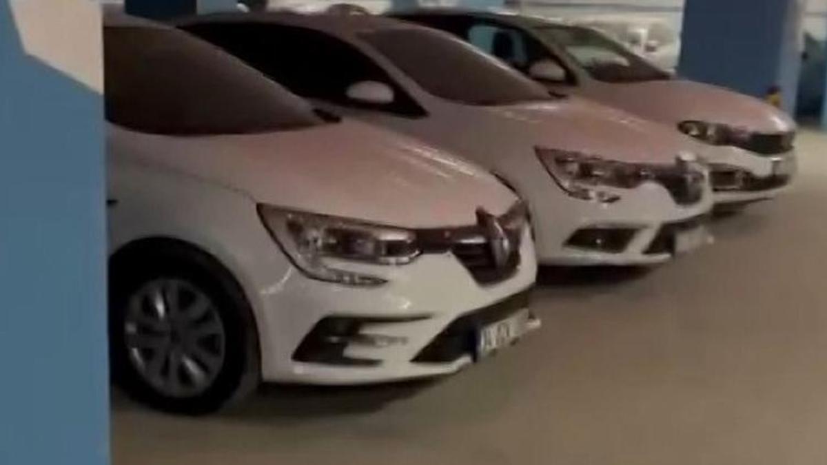 Arabaları otoparkta stokladılar! 'Dursun arabalar burada, nasılsa değerlenir'