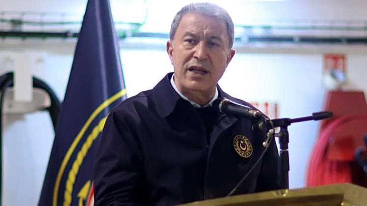 Bakan Akar'dan Yunanistan'a net uyarı: Aklınızı başınıza alın