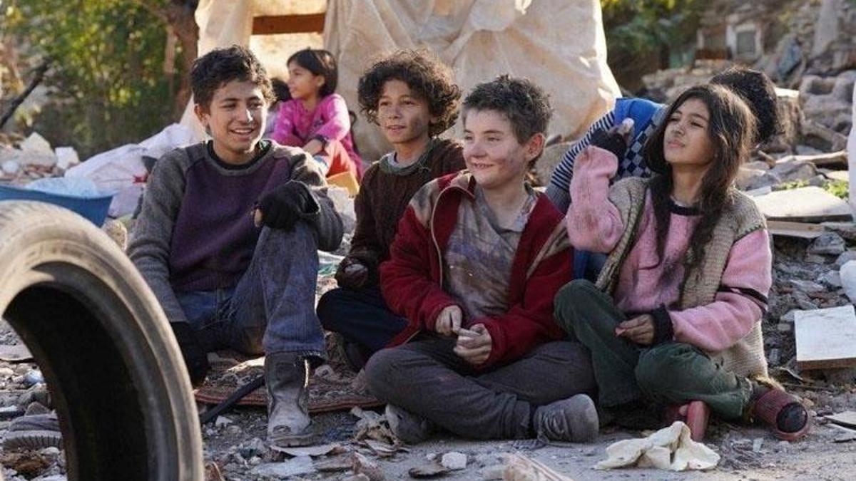 Ateş Kuşları dizisinin konusu nedir, ATV'nin yeni dizisi Ateş kuşları oyuncuları kimler? Ateş Kuşları oyuncuları ve karakterleri!