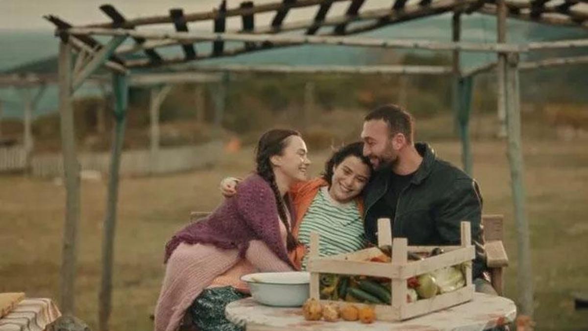 Ateş Kuşları dizisi uyarlama mı, gerçek hikaye mi? Ateş Kuşları dizisinde çalan şarkı ne, kim söylüyor?