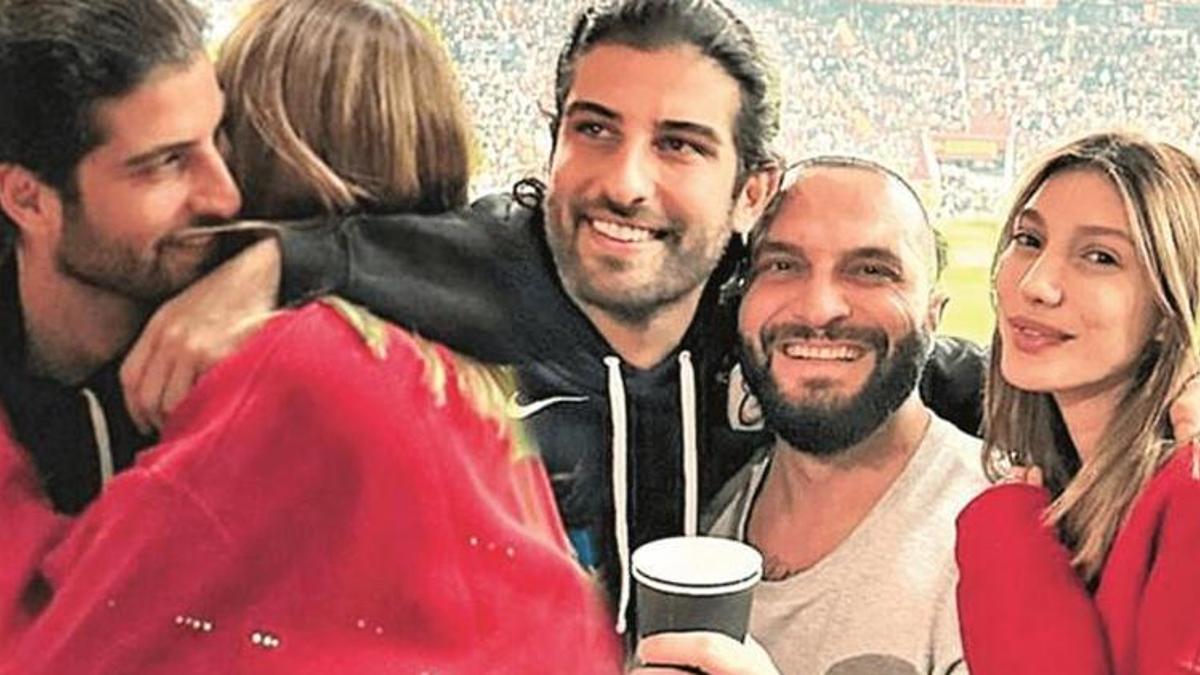 Şevval Şahin'in sevgilisi paylaştı: İki şahin bir aslan