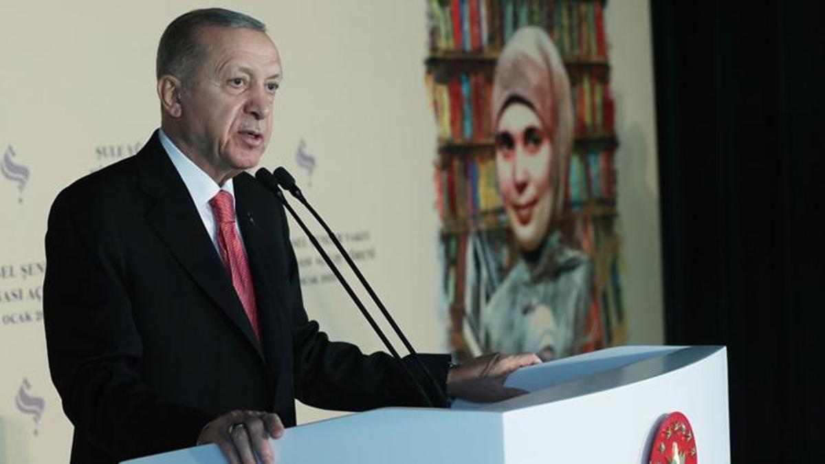 Cumhurbaşkanı Erdoğan'dan başörtüsüne anayasal güvence teklifi açıklaması!