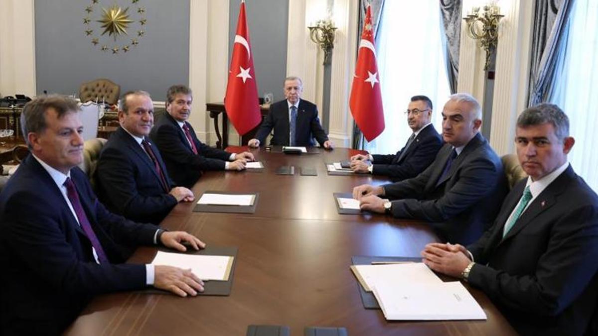 Cumhurbaşkanı Erdoğan, KKTC Başbakanı Üstel'i kabul etti