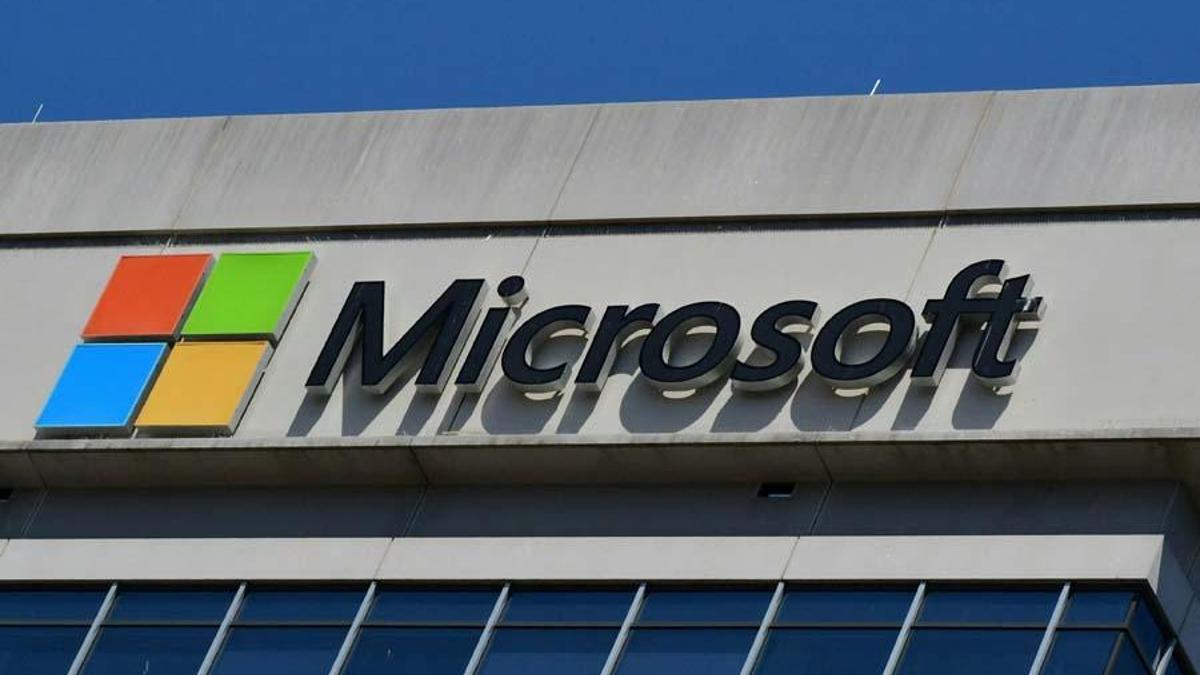 Microsoft’a Rus hacker şoku! Açıklama geldi