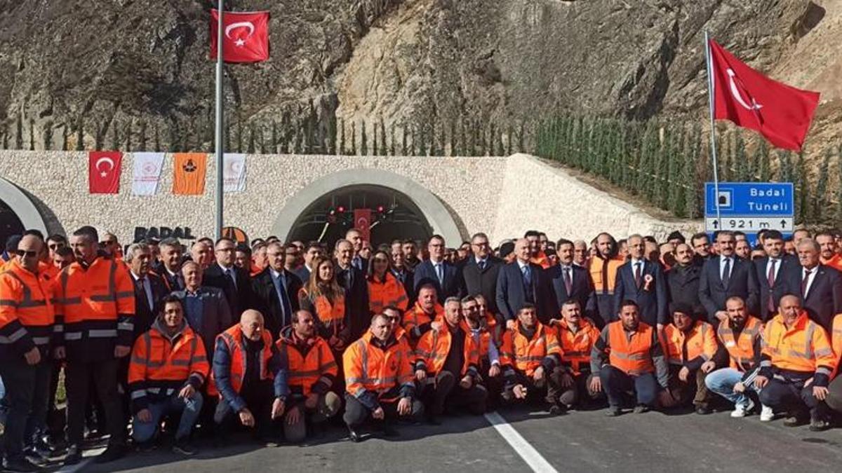 Bakan Karaismailoğlu: 2023 'Türkiye Yüzyılı'nın işaret fişeği olacak