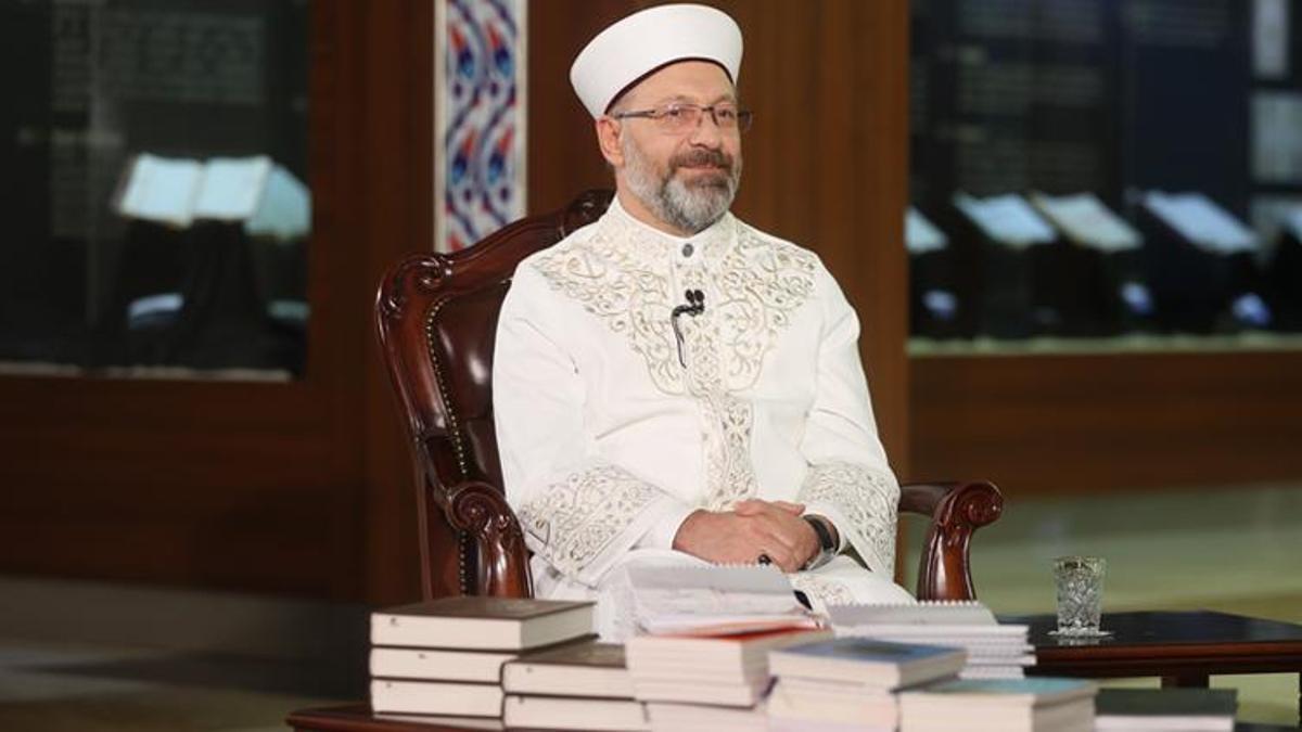 Diyanet İşleri Başkanı Erbaş'tan Hollanda'da Kur'an'a saldırıya tepki