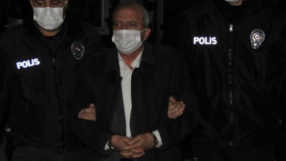 Okul müdüründen 11 kız öğrenciye iğrenç tuzak: 2 çocuk sahibiyim, evlatlarım gibi gördüm