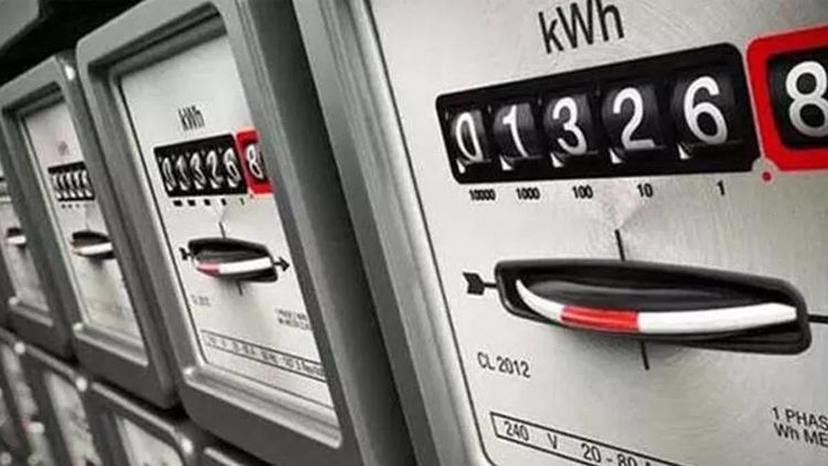 Elektrik fiyatlarına indirim sinyali! Bakan Dönmez tarihi açıkladı