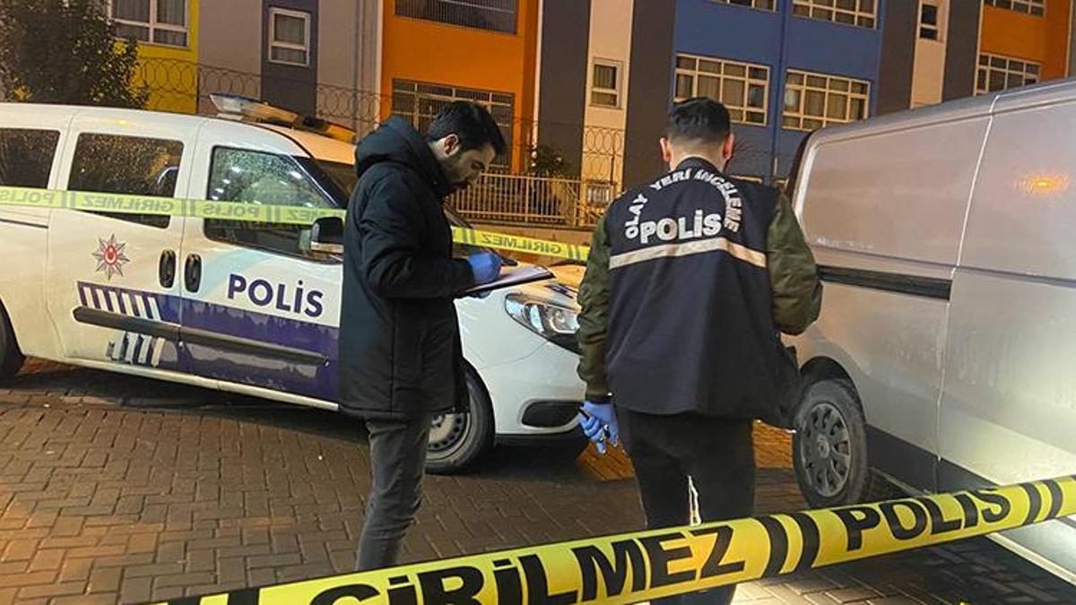 Zeytinburnu'nda husumetlisini sokak ortasında vurdu