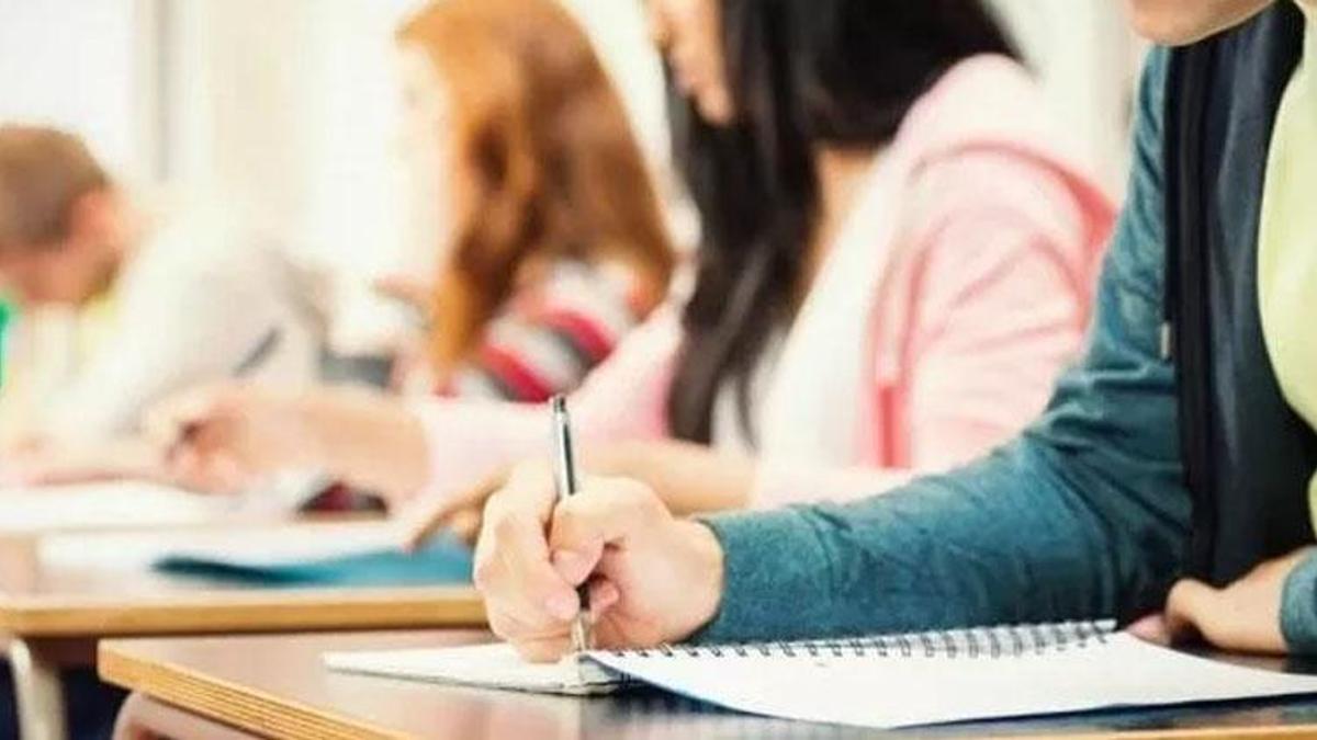 AUZEF sınav giriş yerleri belgesi erişime açıldı! AUZEF sınav giriş belgesi nasıl alınır, AUZEF telafi sınavları ne zaman?