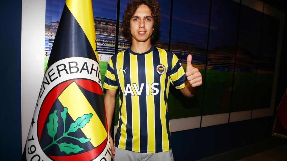 Emre Demir, resmen Fenerbahçe’de