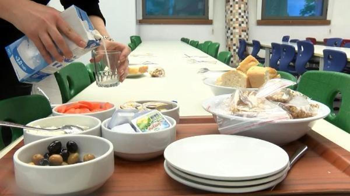 Okullarda 'ücretsiz yemek' uygulamasında flaş gelişme!
