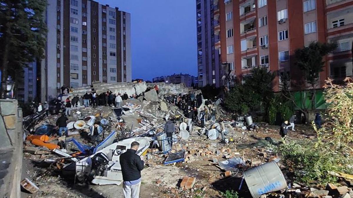 AFAD: 32 artçı deprem meydana gelmiştir