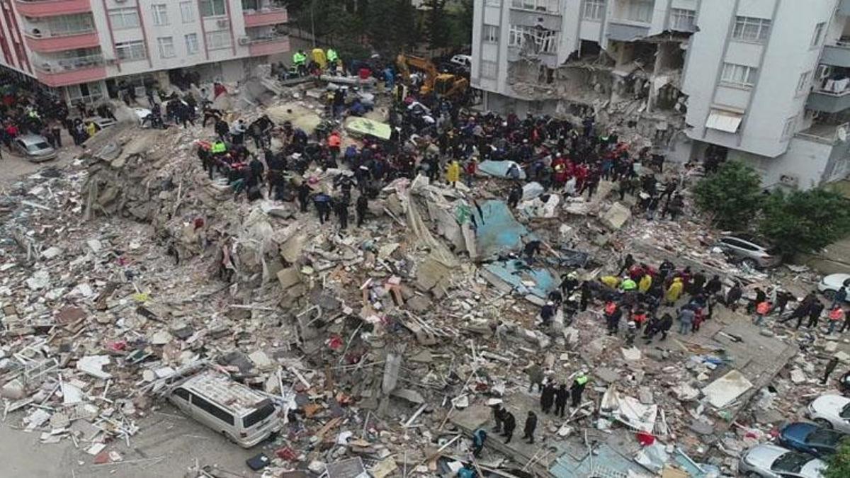 Deprem can kayıpları isimleri kim, depremde ölenlerin kimleri açıklandı mı? Depremde kaç kişi öldü, depremde ölenlerin sayısı kaç oldu?