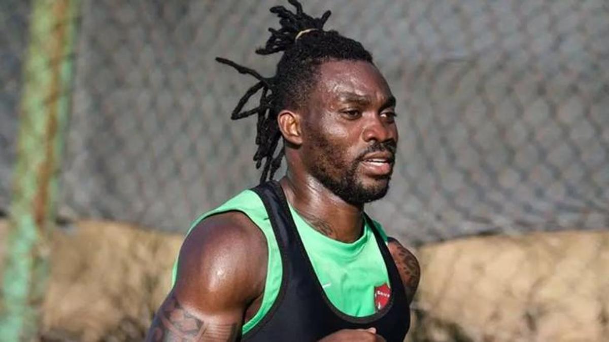 Hatayspor'dan enkaz altında kalan Christian Atsu ve Taner Savut ile ilgili açıklama
