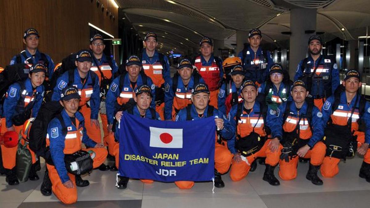 Japon arama kurtarma ekibi Türkiye'ye geldi