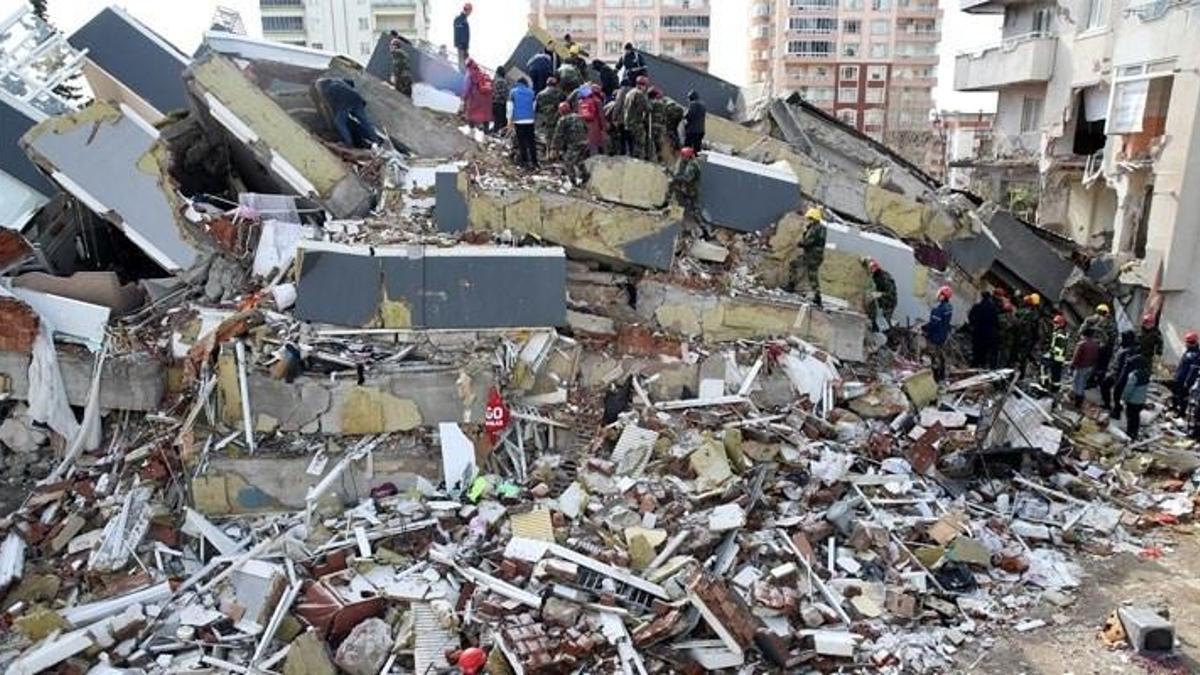 Ulaştırma ve Altyapı Bakanlığı: Her türlü taşıtın afet bölgesinde görevlendirilmesi yapılacak