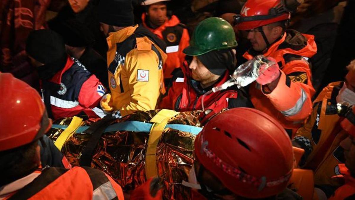 Tayvan lideri bir aylık maaşını Türkiye’ye gönderiyor