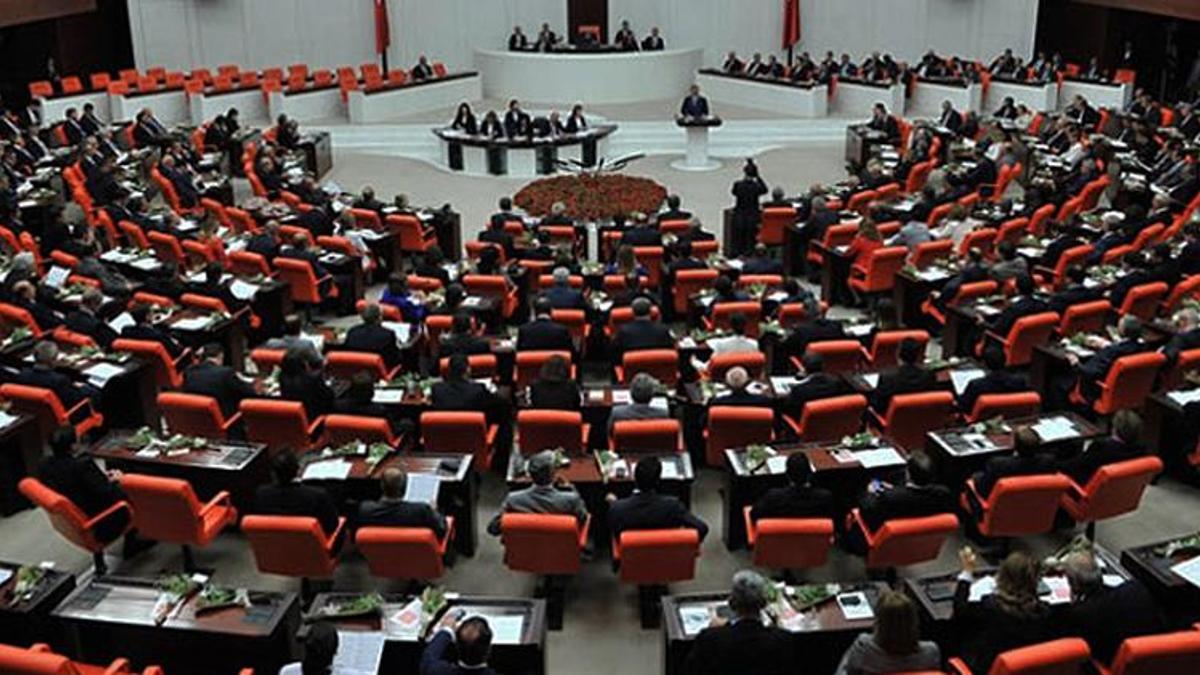 TBMM Başkanı Şentop ve vekiller maaşlarını depremzedelere bağışlayacak