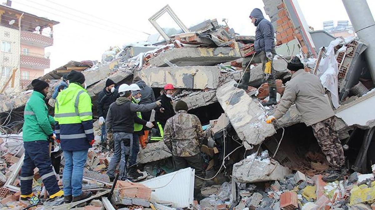 Uzmanı uyardı: Çocuklarınızı sosyal medyadan ve TV’lerden uzak tutun