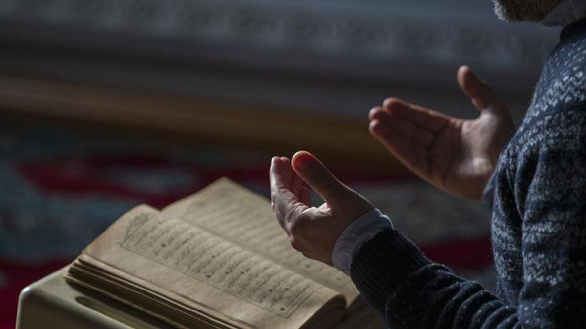 Bakara suresi 285. ve 286. Ayetin anlamı nedir? Bakara Suresi 285. 286. Ayetin meali, okunuşu, tefsiri...